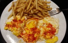 Portuguese Fried Eggs with Garlic Sauce Recipe