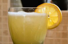 Portuguese Lemonade Recipe