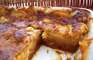 Portuguese Apple & Caramel Cake Recipe