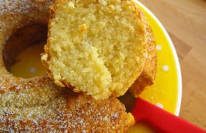 Moist & Fluffy Orange Cake Recipe