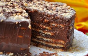 Portuguese Maria Biscuits Chocolate Cake Recipe