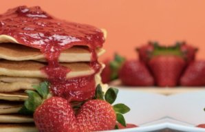Pancakes with Strawberry Sauce Recipe