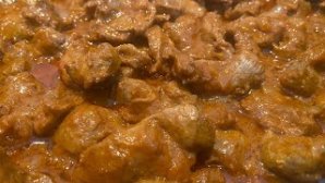 How to Make Portuguese Chicken Gizzards (Video)