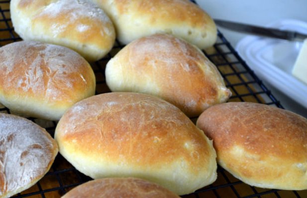 These Portuguese rolls are great for breakfast, buttered up and enjoyed with cheese or with anything.