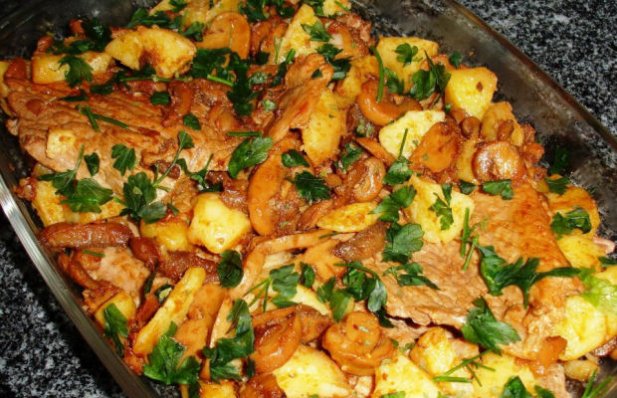 How to make Portuguese bifanas casserole.