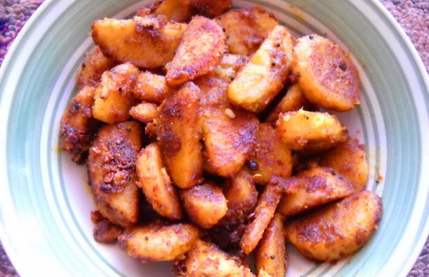 How to make Portuguese fried yams (inhames fritos).