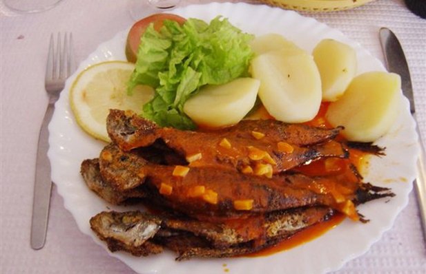 This molho de vilao is a traditional recipe for Portuguese fried fish sauce and it's delicious.