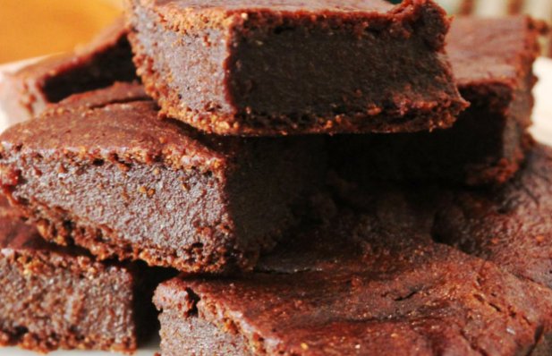 The result of this Portuguese carob brownies recipe is a delightfully sweet and uniquely tasting brownie that is easily on par, if not better than your average brownie. 