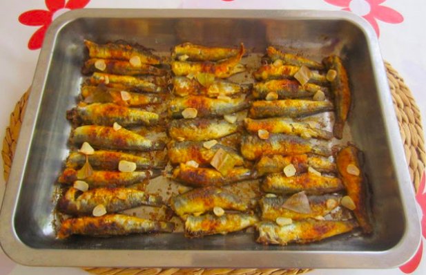 This Portuguese oven roasted sardines (sardinhas assadas) recipe is easy to make, yet very delicious, serve with a salad or tomato rice.