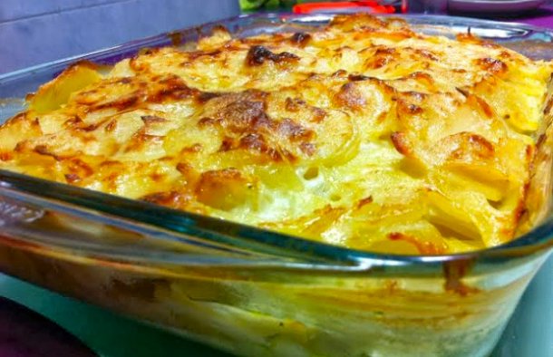 Portuguese Creamy Potatoes with Cod Recipe - Portuguese Recipes