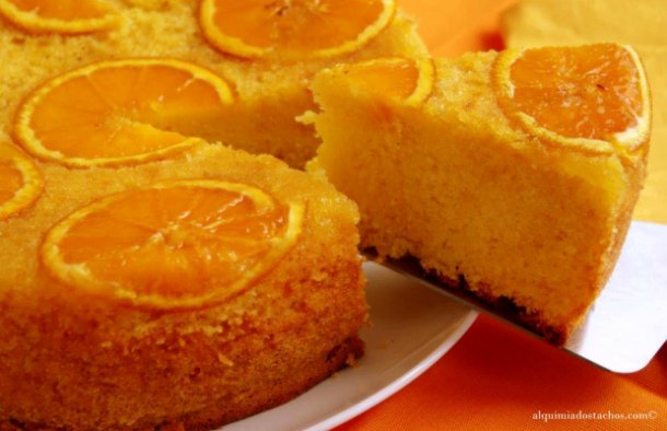 This orange and butter cake is loaded with orange flavor and is perfect for a snack or dessert.