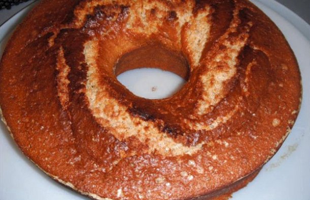 This Portuguese honey and tea cake is tender and moist and has tremendous flavor, enjoy.