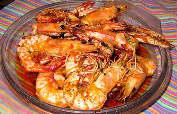 Enjoy this delicious Portuguese fried shrimp with beer entree with a fresh white wine or Rosé.
