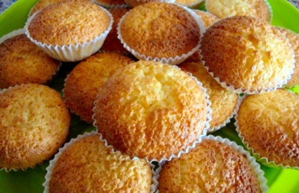 Coconut Tarts Recipe - Portuguese Recipes