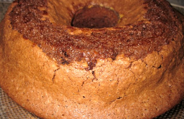 This Portuguese double chocolate cake (bolo de chocolate) is amazing and makes a great snack or dessert.