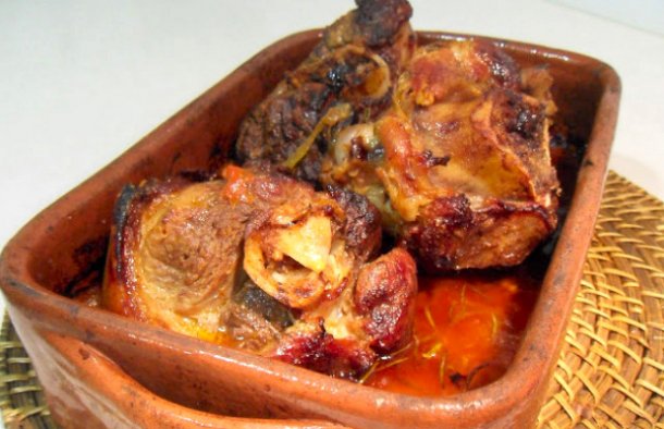  Portuguese Roasted Pork Shank Recipe - Portuguese Recipes