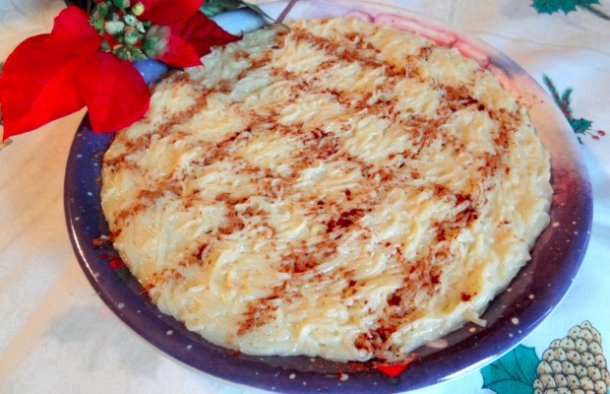 This classic and delicious Portuguese sweet egg noodle Christmas dessert (aletria) is served at Christmas and other festive occasions.