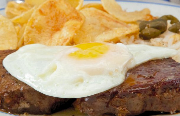 Portuguese Steak with an Egg on Horseback Recipe - Portuguese Recipes