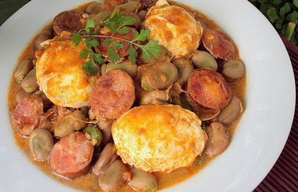 Portuguese Favas with Chouriço & Poached Eggs Recipe - Portuguese Recipes