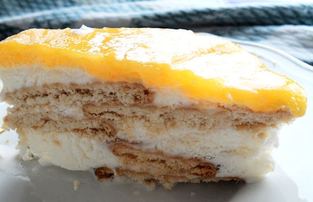 Creamy Maria Biscuit Cake