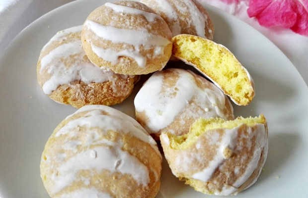 Cristina's Egg Yolk Cookies