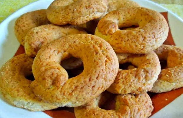 Aguardente (Brandy) Biscuits