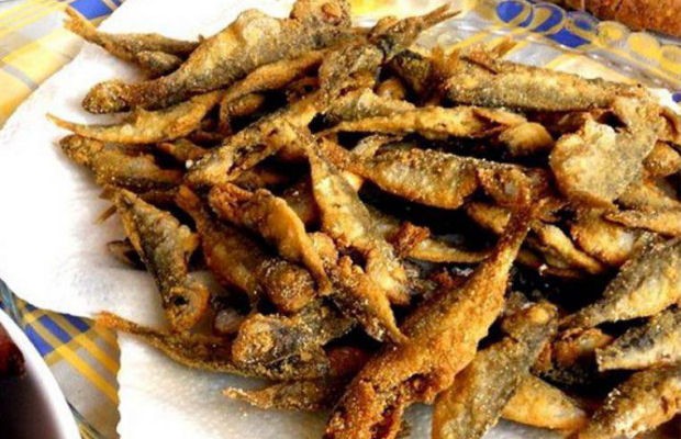 Azorean-Style Deep Fried Mackerel